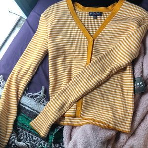 Mustard yellow sweater